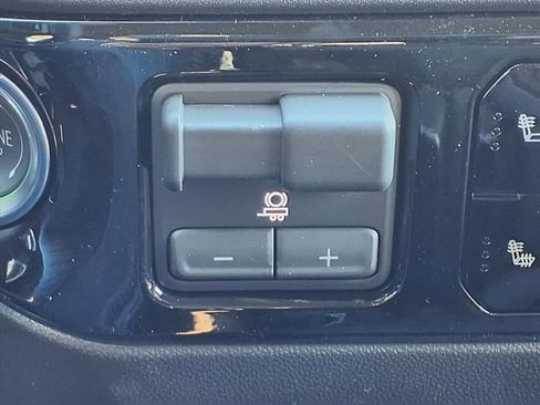 New 2026 Chevrolet Silverado 1500 LT w/ Safety Package RWD image 13