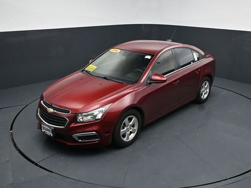 Used 2016 Chevrolet Cruze LT FWD image 39
