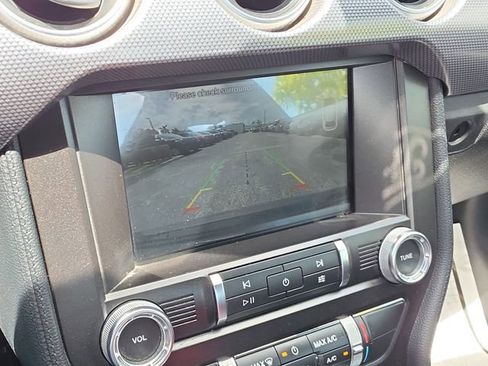 Used 2019 Ford Mustang GT w/ Equipment Group 301A RWD image 21