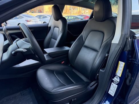 Used 2023 Tesla Model 3 Standard Range image 26