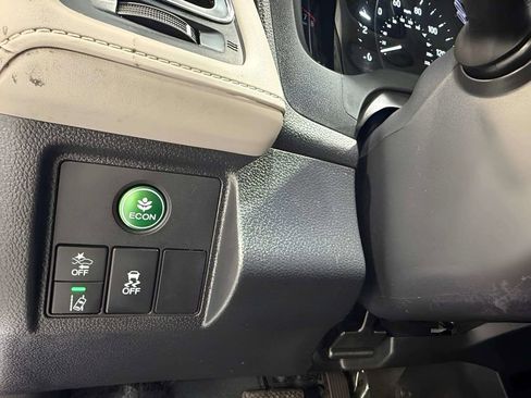 Used 2021 Honda HR-V EX image 35