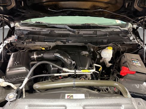Used 2013 RAM 1500 Express AWD/4WD image 27