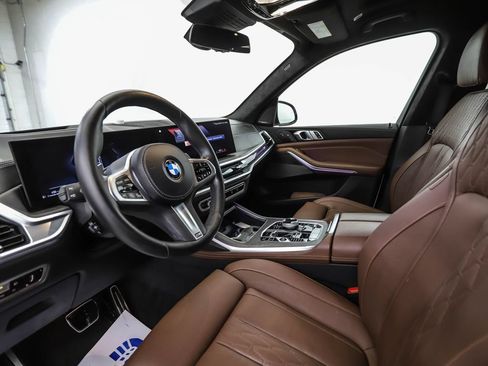 Used 2023 BMW X7 xDrive40i w/ Executive Package AWD/4WD image 10