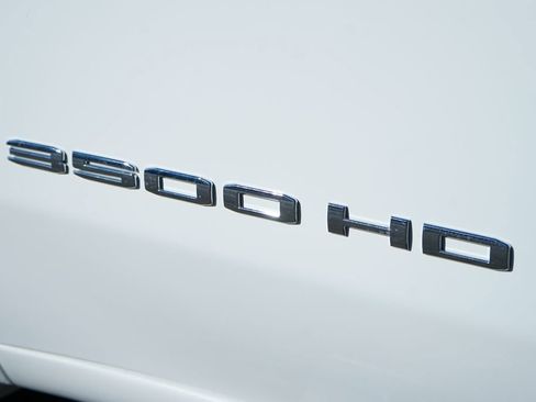 Used 2021 GMC Sierra 3500 SLT w/ SLT Convenience Package image 51