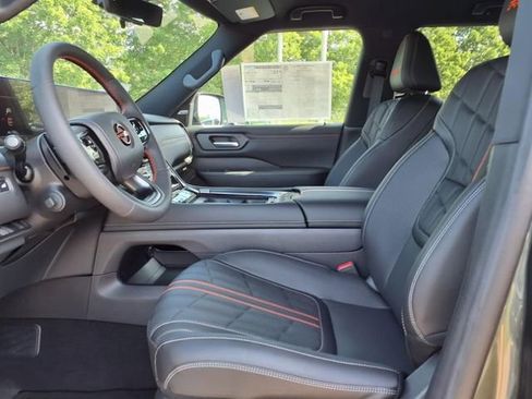 New 2025 Nissan Armada PRO-4X image 5