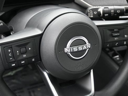 New 2026 Nissan Kicks SV w/ SV Premium Package AWD/4WD image 12
