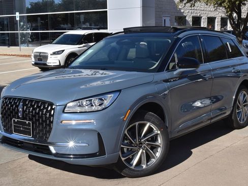 New 2026 Lincoln Corsair Grand Touring image 12