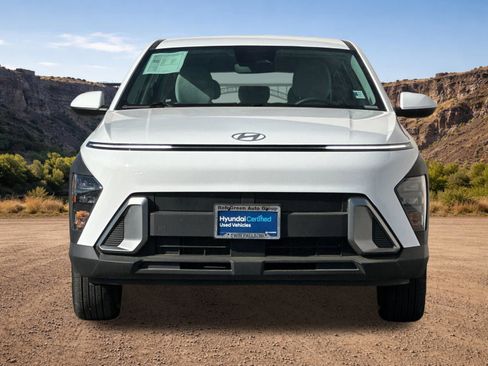 Certified 2025 Hyundai Kona SE AWD/4WD image 8