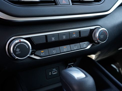 Used 2021 Nissan Altima 2.5 S image 21