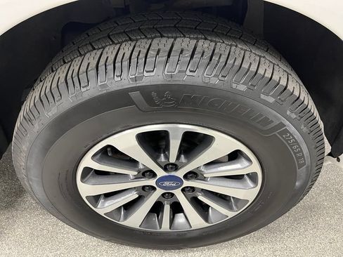 Used 2017 Ford Expedition EL XLT w/ Equipment Group 202A AWD/4WD image 15