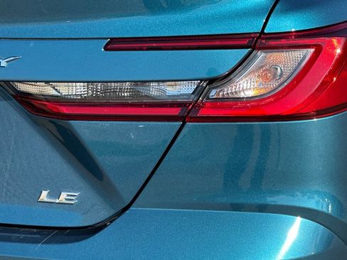 Used 2025 Toyota Camry LE image 27