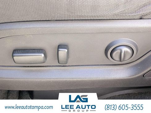 Used 2016 Chevrolet Traverse LT w/ Style and Technology Package FWD image 19