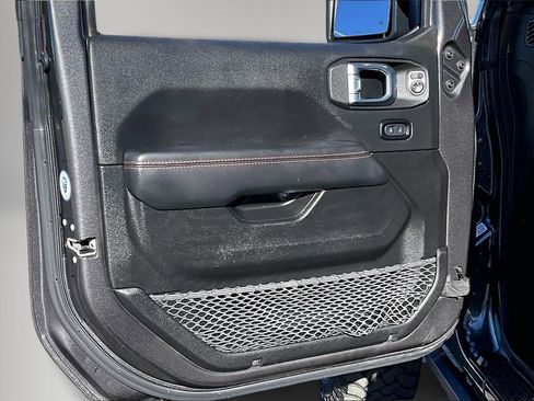 Used 2023 Jeep Gladiator Mojave w/ Cold Weather Group image 21