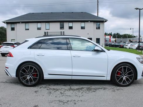 Used 2021 Audi Q8 Prestige AWD/4WD image 6
