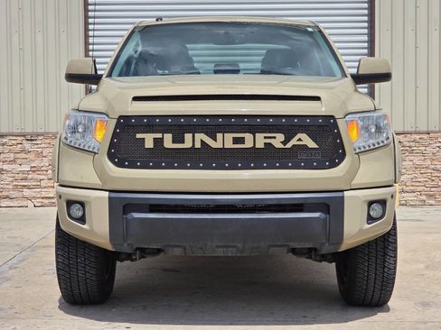 Used 2017 Toyota Tundra Limited w/ Limited Premium Package image 7