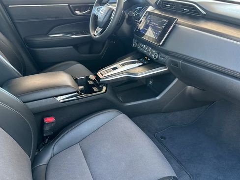 Used 2020 Honda Clarity Plug-In Hybrid image 16