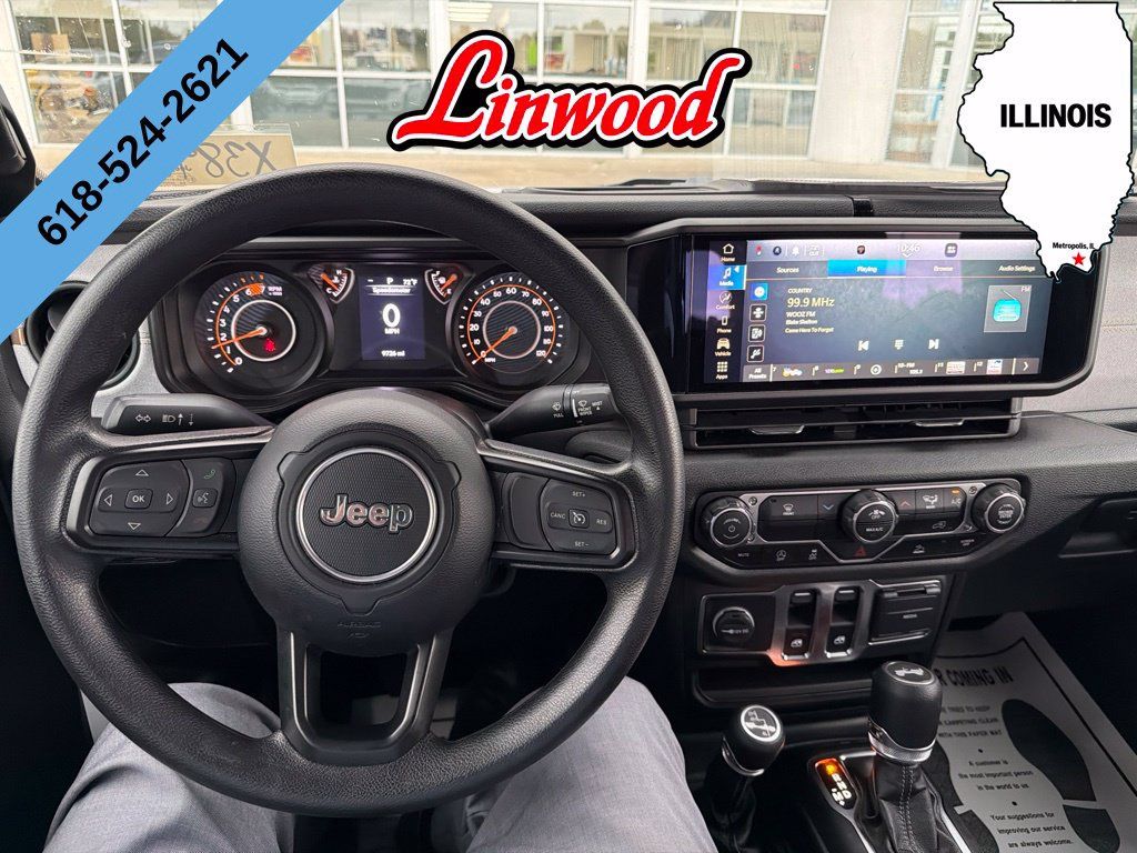 Used 2025 Jeep Wrangler Sport AWD/4WD image 12
