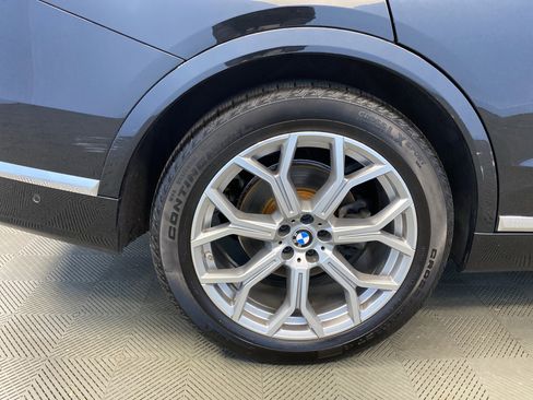 Used 2023 BMW X7 xDrive40i w/ Parking Assistance Package image 42
