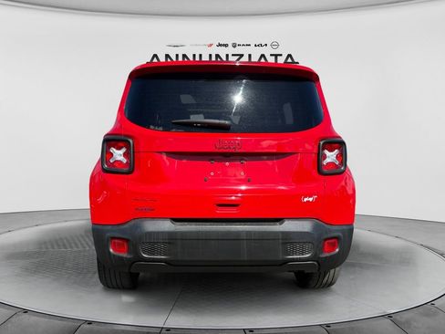 Used 2022 Jeep Renegade Latitude w/ Sun/Sound Group image 4