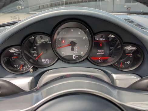 Certified 2018 Porsche 911 Carrera S RWD image 21