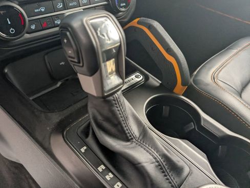 Used 2022 Ford Bronco Badlands image 22