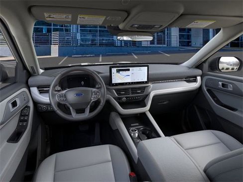 New 2025 Ford Explorer Active w/ Active Comfort Package image 9