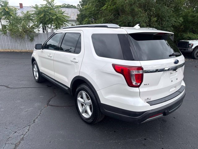 Used 2019 Ford Explorer XLT w/ Equipment Group 202A FWD image 5