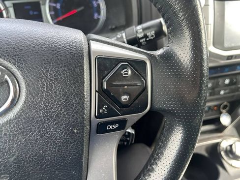 Used 2018 Toyota 4Runner Limited AWD/4WD image 26