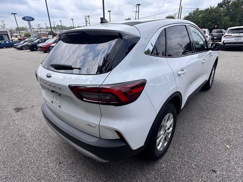 Used 2023 Ford Escape Active AWD/4WD image 5