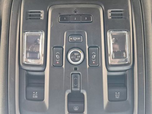 Used 2022 GMC Yukon Denali image 26