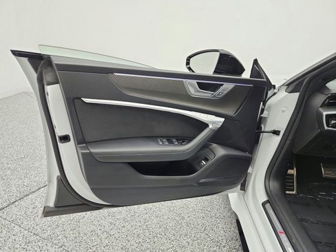 Used 2024 Audi RS 7 Performance image 15