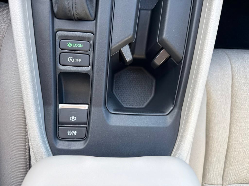 Used 2024 Honda Accord EX image 24