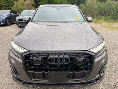 Used 2025 Audi Q7 3.0T Premium Plus AWD/4WD image 2