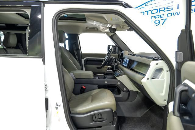 Used 2021 Land Rover Defender 110 SE AWD/4WD image 50