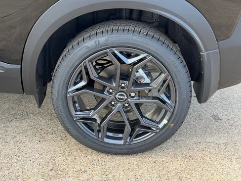 New 2026 Nissan Kicks SR w/ Cold Weather Package image 21