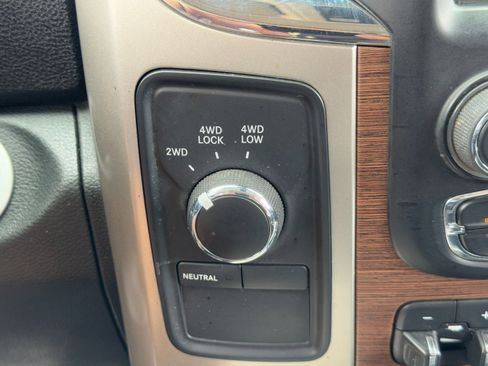 Used 2015 RAM 3500 Laramie image 18