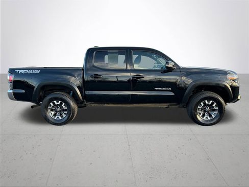 Used 2023 Toyota Tacoma TRD Off-Road image 6