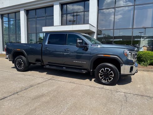 Used 2020 GMC Sierra 2500 SLE AWD/4WD image 2