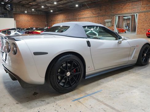 Used 2008 Chevrolet Corvette Convertible w/ Preferred Equipment Group RWD image 13