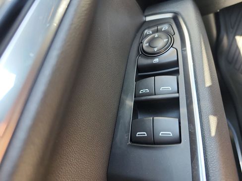 New 2026 GMC Sierra 1500 Elevation image 17