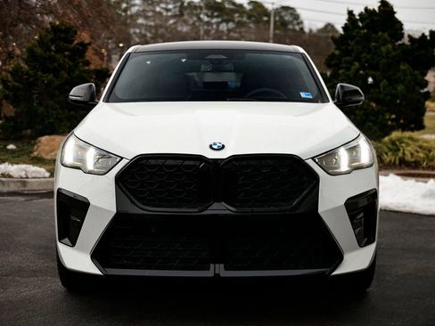 New 2026 BMW X2 xDrive28i w/ Technology Package image 13