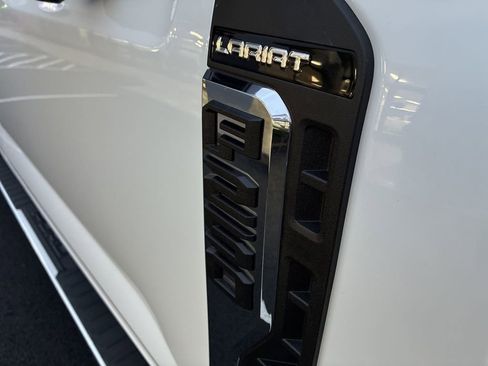 Used 2023 Ford F250 Lariat w/ FX4 Off-Road Package image 33