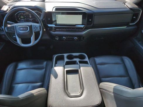 Used 2024 GMC Sierra 1500 SLT AWD/4WD image 34