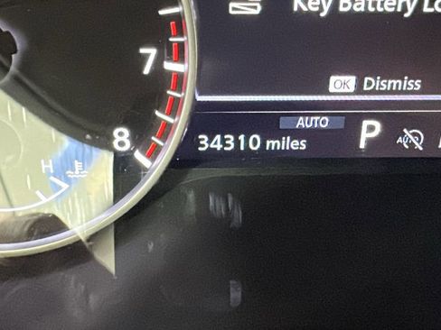 Used 2023 Nissan Pathfinder SL AWD/4WD image 17