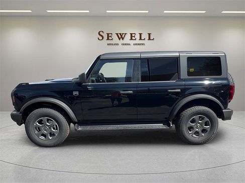 Used 2025 Ford Bronco Big Bend image 2