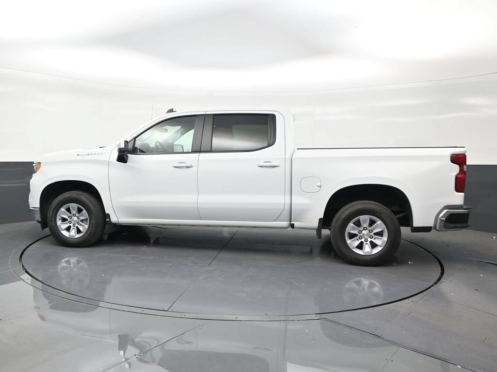 Used 2025 Chevrolet Silverado 1500 LT RWD image 2