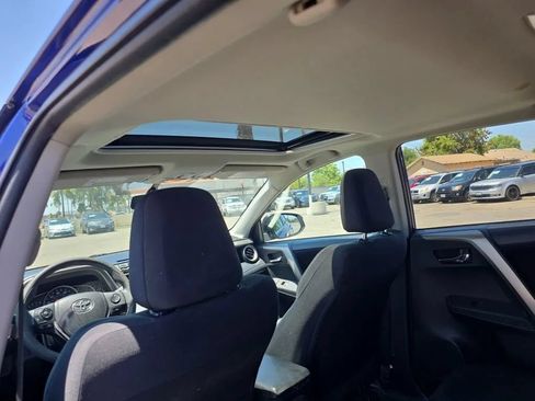Used 2014 Toyota RAV4 XLE w/ Preferred Accessory Package FWD image 22