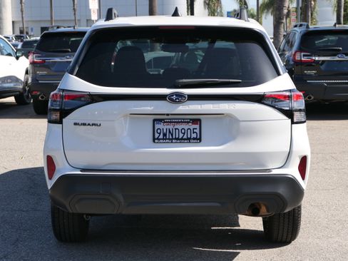 Certified 2026 Subaru Forester Premium AWD/4WD image 3