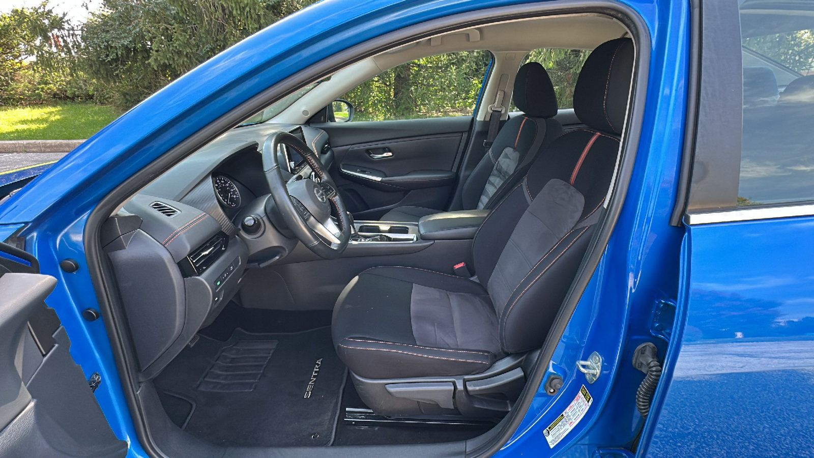 Certified 2023 Nissan Sentra SR w/ Electronics Package FWD image 13