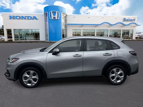 Used 2024 Honda HR-V LX image 2